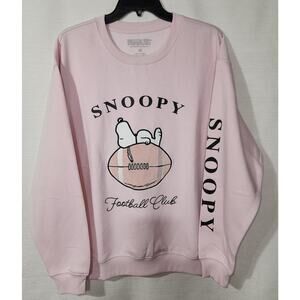 Snoopy and Football club Sweatshirt' women's medium